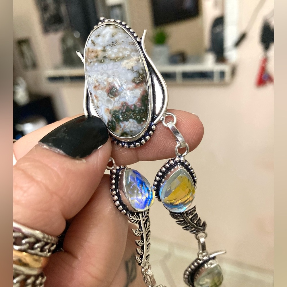 Ocean jasper iridescent opalite stones boho leaf design set necklace + earrings - Picture 9 of 16